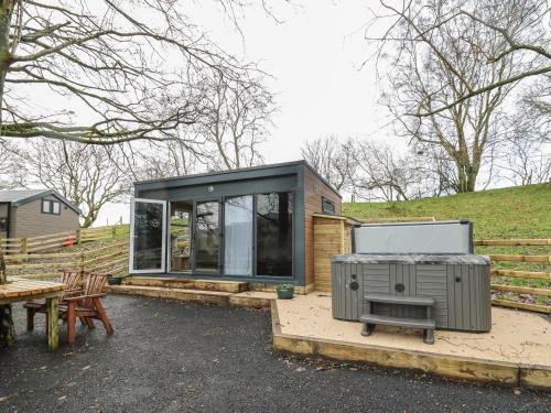 Llandrindod Wells House | The Fox Den