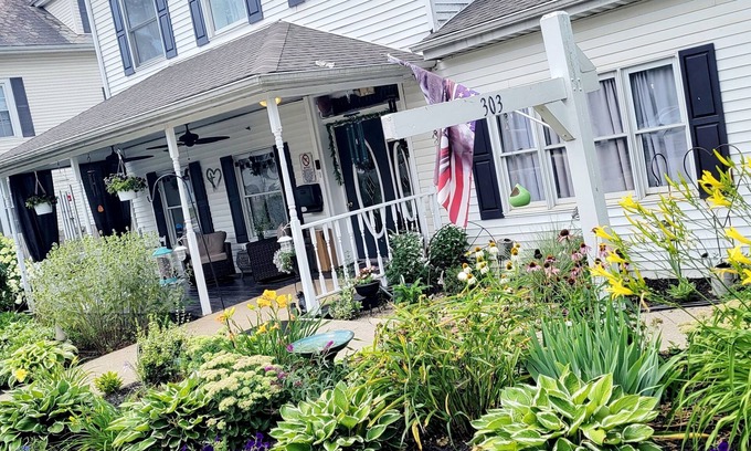 Mount Vernon Bed & Breakfast | The Fry Guest House Bed & Breakfast Welcomes You !