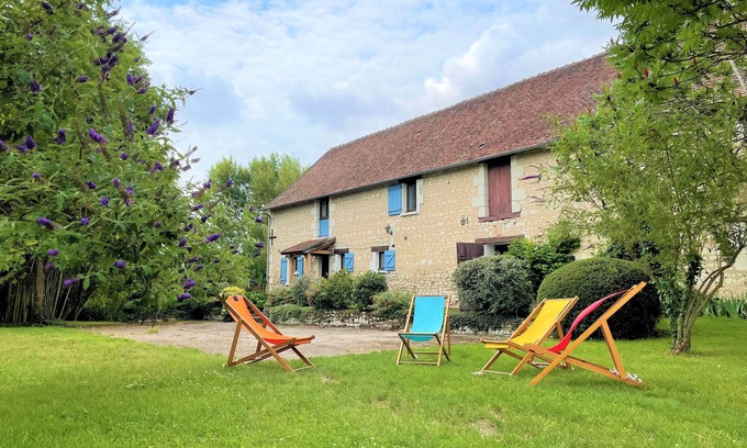 La Celle-Saint-Avant House | The Gîte de Longeville