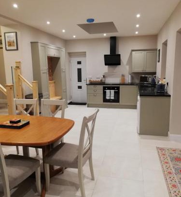 Stockport House | The Gables farm