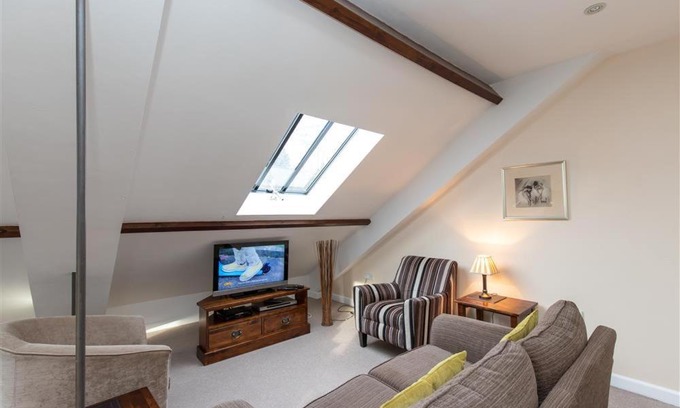Grasmere House | The Gallery