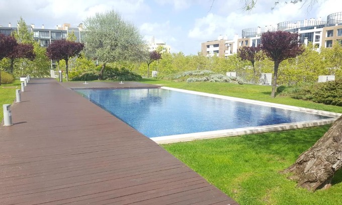 Parque das Nacoes Apartment | The Galley