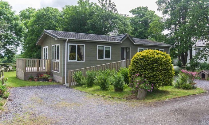 Beaumaris Cabin | The Garden Lodge at Plas Cichle - Beaumars, AngleseynCountryside accommodation