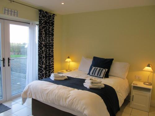 Coleraine Bed & Breakfast | The Garden Room, Private Entrance Ensuite