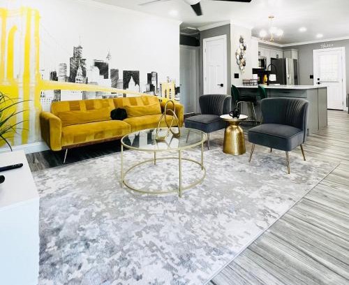 Ladson Apartment | *The Gemstone* Newly Renovated, Stylish, Spacious
