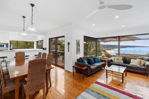 Lorne House | The George