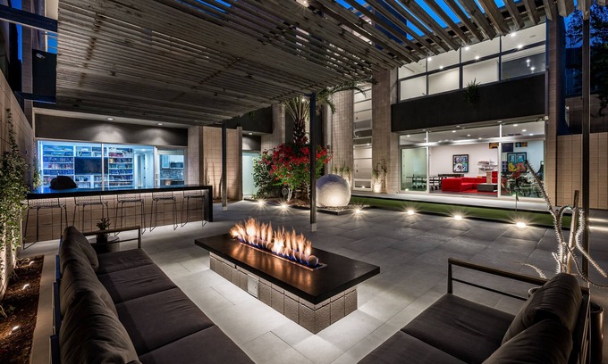 South Scottsdale House | The George Hotel – Exclusive micro-hotel in Old Town Scottsdale steps to best dining and nightlife