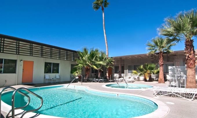 Desert Hot Springs Hotel | The Getaway 5BR #7: Pool, Mountain View, Kids/Pets welcome
