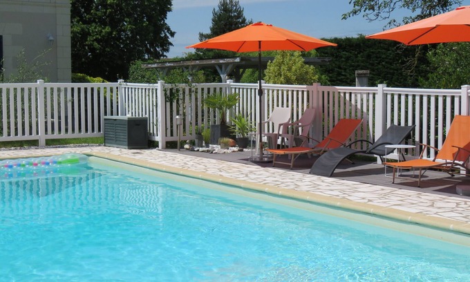 Chambourg-sur-Indre House | The gites of the Manor, La Petite Grange is a detached house with a garden