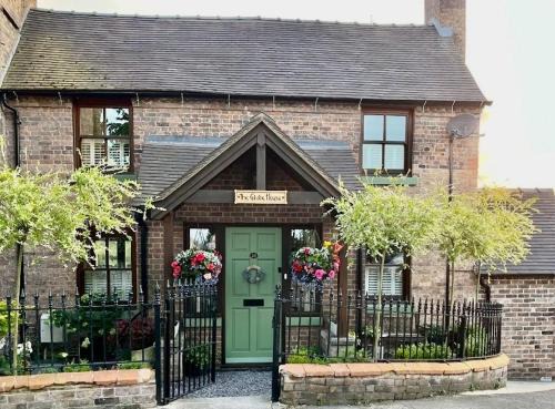 Coalbrookdale House | The Globe House