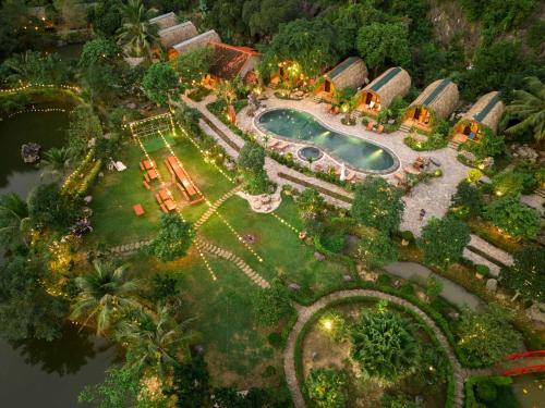 Hoa Lu Resort | THE GOAT BOUTIQUE RESORT