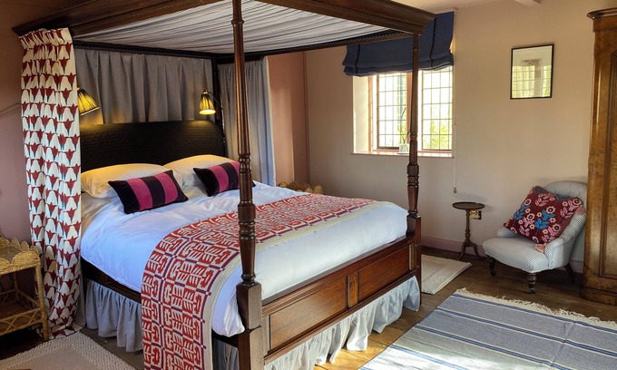 Lacock Apartment | The Governor's House