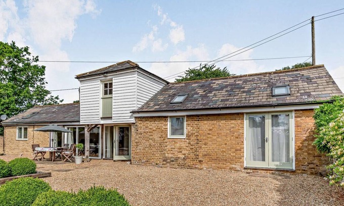 Maidstone House | The Granary - Chart Sutton