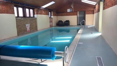 Tunstead House | The Granary