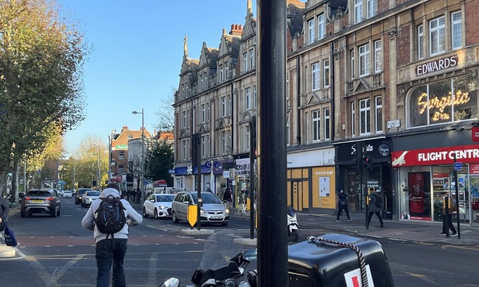 Walpole Apartment | The Grand Bleu - Next to Tube station
