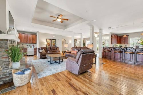 Branson House | The Grand Retreat at Branson Hills