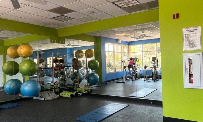 Enterprise Condo | The Grandview, Las Vegas Feb 9-16 2024 1 BR Full kit. 6 mi to Allegiant stadium