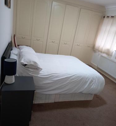 Graveney Bed & Breakfast | The Great Beecholme
