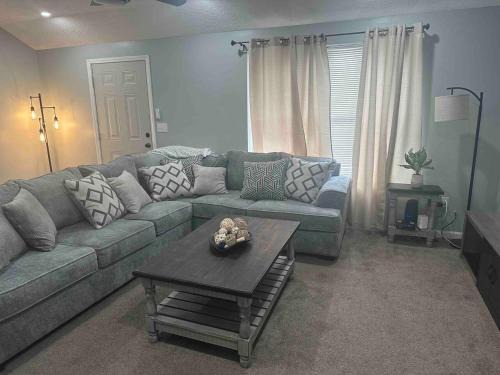 Boyds Creek House | The Great Escape King suite, Kid friendly