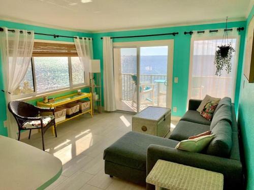Rocky Point House | The Great Escape - Panoramic Sunset views