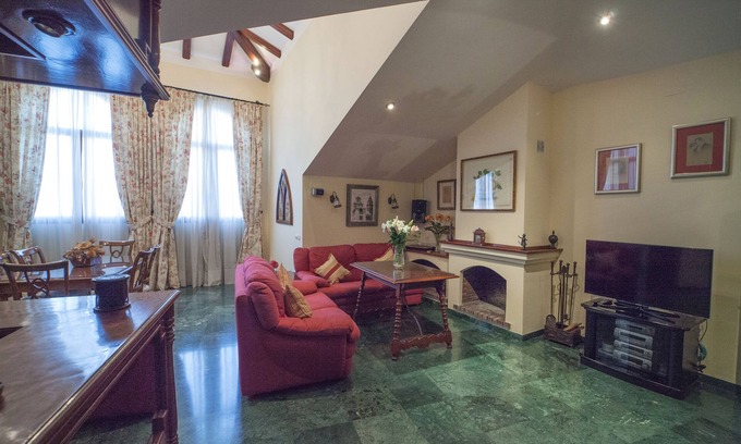 Antequera Apartment | THE GREAT LUXURY ATTIC WATCHTOWER