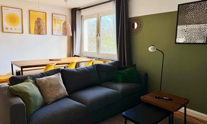 Herne Apartment | The green cow 6P apartment Balcony Smart TV