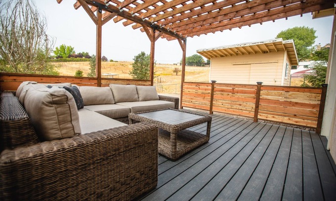 Atascadero House | The Guest House at The Grace Maralyn Estate