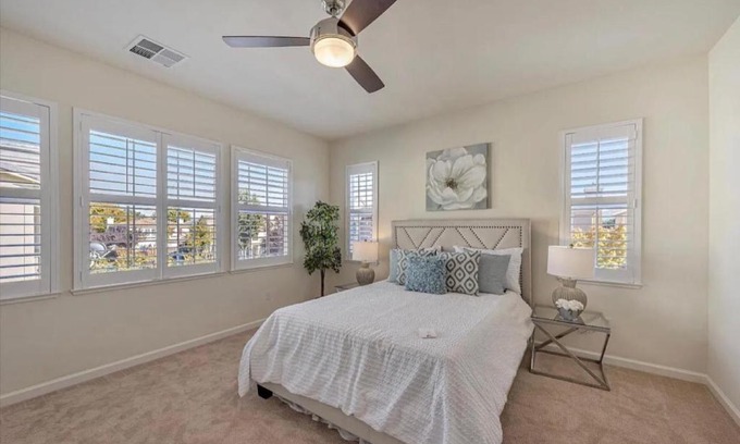 Surfside Beach House | The Guinevere Circle Guesthouse in Myrtle Beach