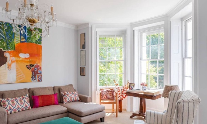 Frognal and Fitzjohns Apartment | The Hampstead Haven S