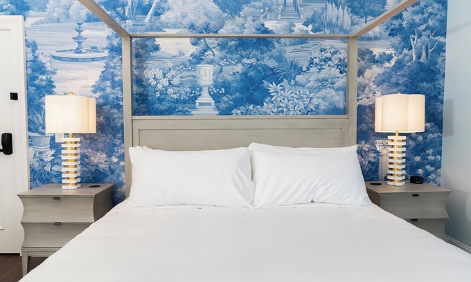 New Bern Hotel | The Harvey
