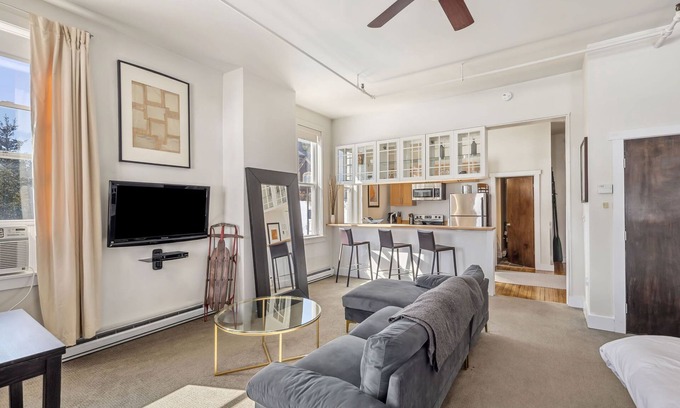 Lake Placid Hotel | The Haus on Mirror Lake Suite 4