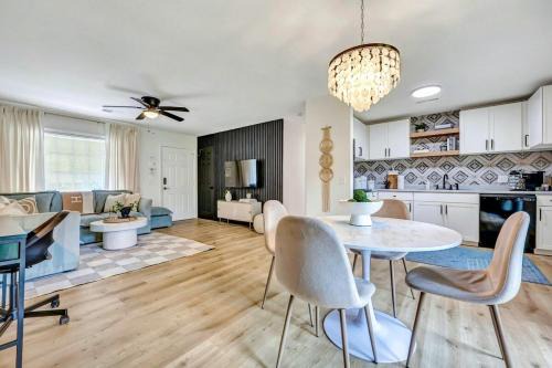 North Charleston House | The Haven Haus - 2 Kings 1 Queen, 5 Minutes from Airport, 15 minutes to downtown