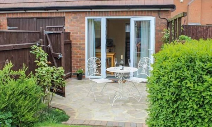 Louth Cottage | The Herb Garden