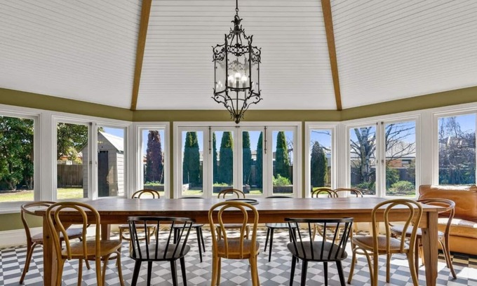 Orange House | The Hermitage - 1870 Heritage Home, Entertains 12