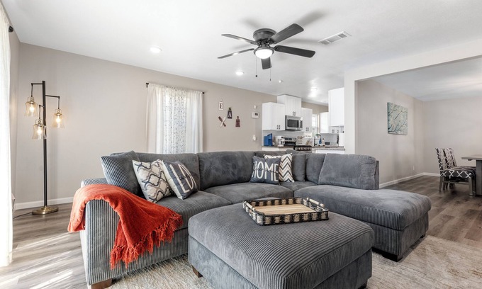Central Southwest House | The Hidden FarmHouse