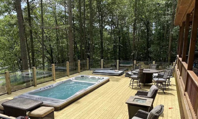 Alix Cabin | The Hideaway @ Horsehead Lake