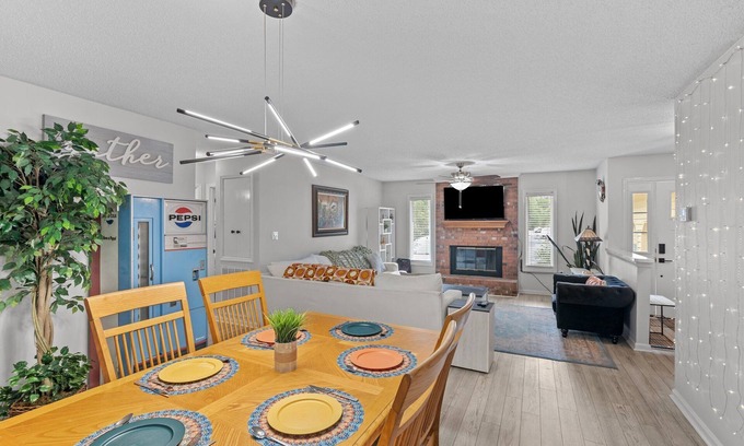 Brices Creek House | The Hideaway; Hot tub, Fire Pit, and Patio, 6 miles to downtown New Bern!
