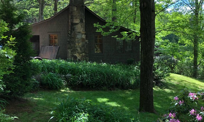 Highlands Cottage | The Hideaway Of Horse Cove