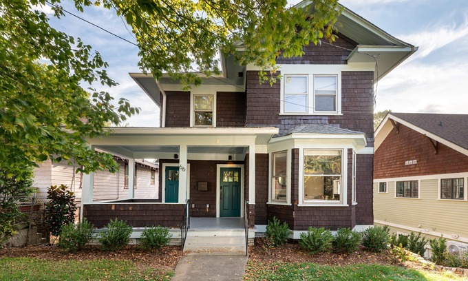 Historic Montford House | The Highline | Your home away from home in Downtown Asheville