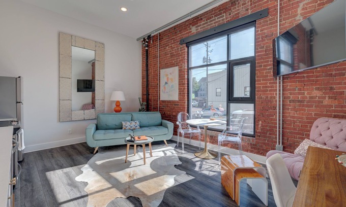 River District Apartment | The Hive 105 Bees Knees by BlueStar