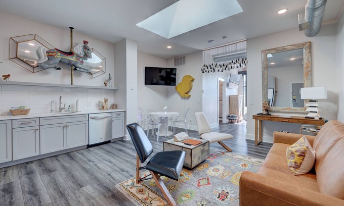 River District Apartment | The Hive 205 Sweeter