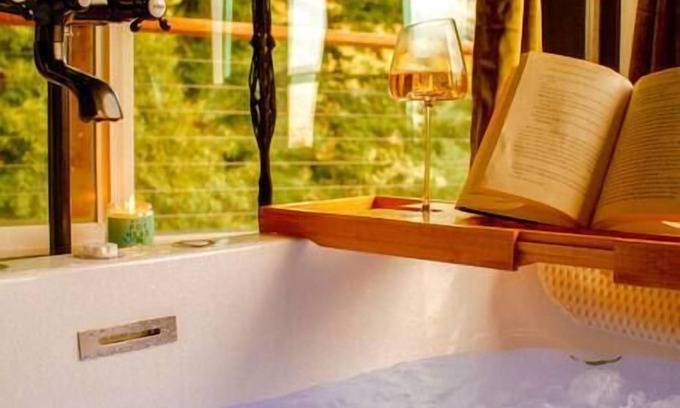 Shelter Cove House | The Holistic Haven- An Organic Luxury Experience