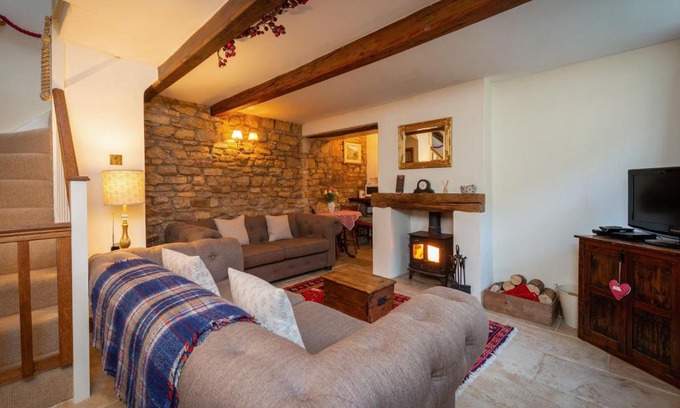 Chipping Campden House | The Honeypot