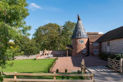Leominster House | The Hop Kiln