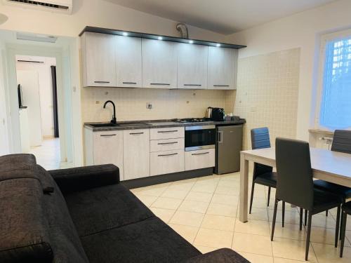 Ponte Galeria-La Pisana Apartment | The House Fiera di Roma Aeroporto Fiumicino