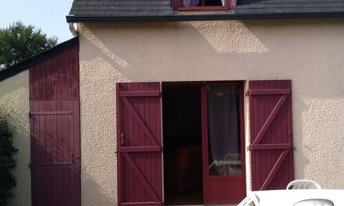 Saint-Gildas-de-Rhuys House | The house with garden near the sea