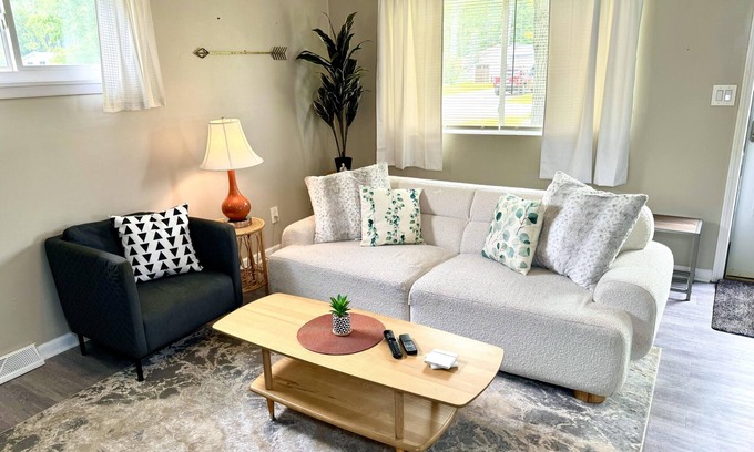 Avon Lake Apartment | The House Hotels - Vineyard