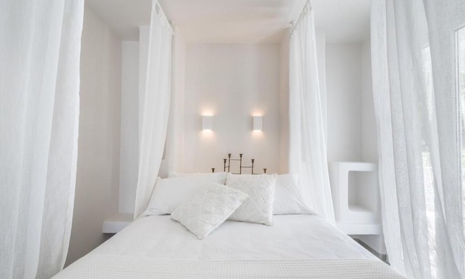 Mpatsi Apartment | The House of Cyclades
