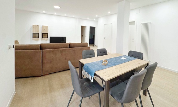 Mola di Bari House | The house on the marina