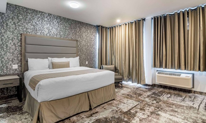 Kamloops Hotel | The Hue Hotel, an Ascend Collection Hotel